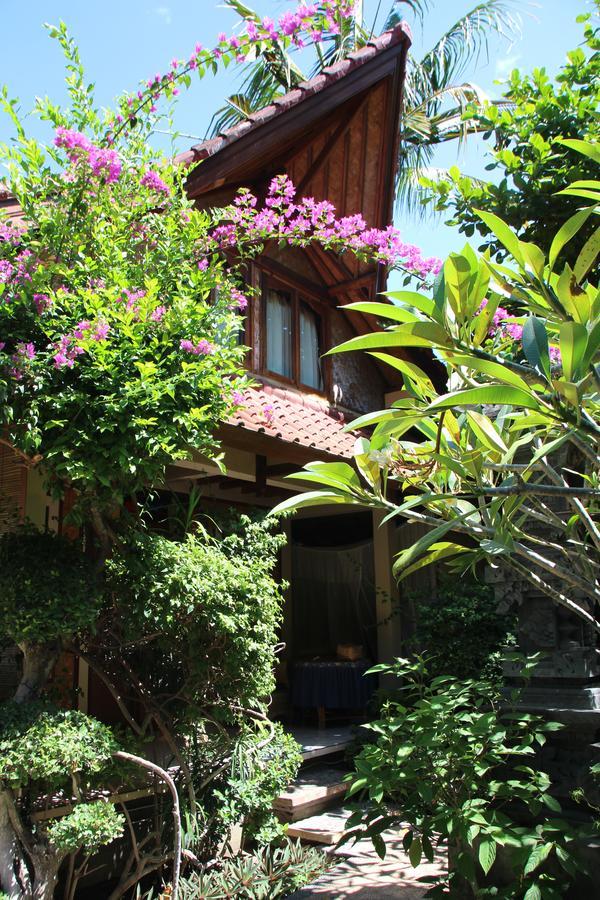 Blue Star Bungalows & Cafe Amed Dış mekan fotoğraf